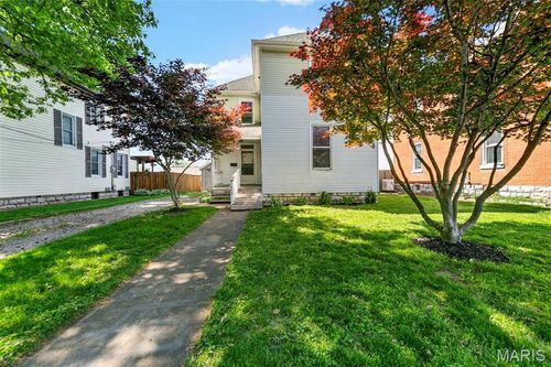 1009 S 4th St, Saint Charles, MO, 63301-2405 | Card Image