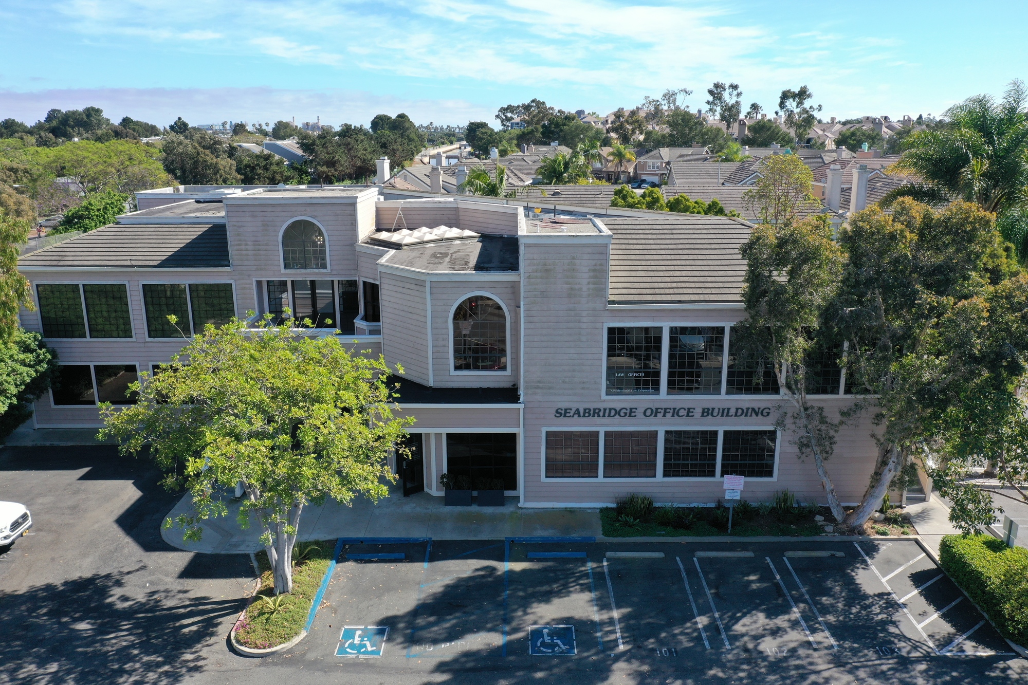 20042 Beach Blvd, Huntington Beach, CA 92648