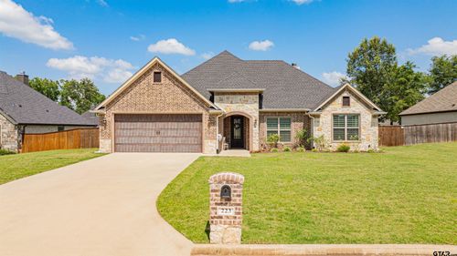 223 Saddle Brook Cir, Hallsville, TX, 75650-7702 | Card Image