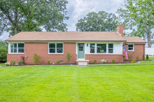 1219 Woodland St, Tullahoma, TN, 37388-3044 | Card Image