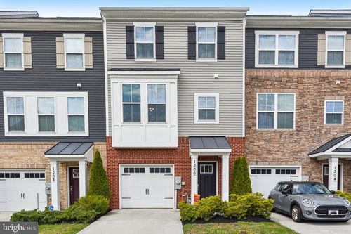 1306 Hawk Hollow Dr, CROFTON, MD, 21114-1872 | Card Image
