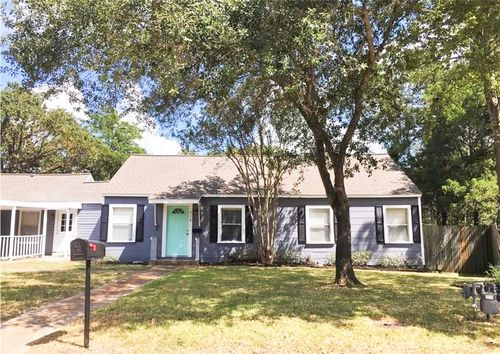 718 Edgewood Dr, Bryan, TX, 77802-4007 | Card Image