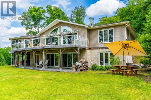 1132 Trapline Trail, Haliburton, ON, K0M1S0 | Card Image