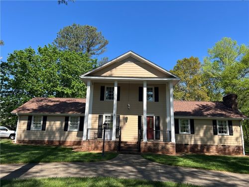 303 Princess Grace Ave, Clemson, SC, 29631-1215 | Card Image