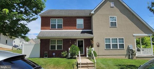 3718 Merrick Rd, PHILADELPHIA, PA, 19129-1765 | Card Image