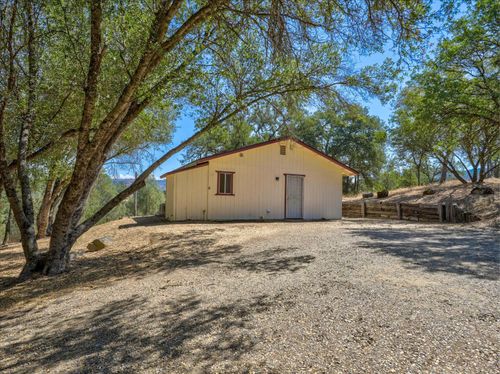 42025 Road 415, Coarsegold, CA, 93614 | Card Image