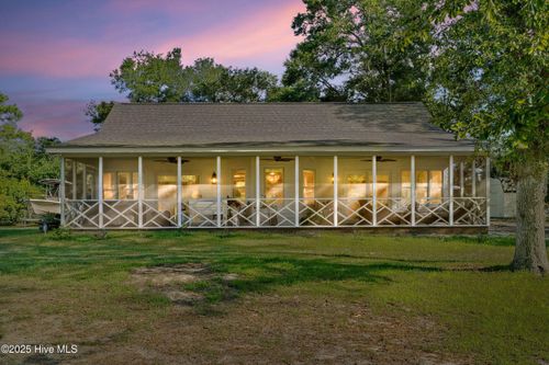 105 Deer Run, Hubert, NC, 28539-4512 | Card Image