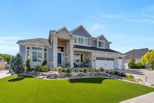 76 N Sunset Dr, Vineyard, UT, 84059-5574 | Card Image