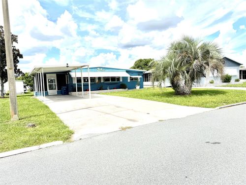 7481 First Circle Dr, Brooksville, FL, 34613-7307 | Card Image