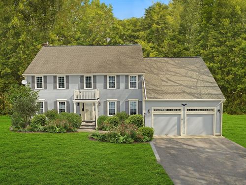 23 Maiden Ln, Bedford, NH, 03110-5127 | Card Image