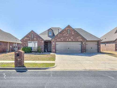 12110 E 69th St N, Owasso, OK, 74055-3630 | Card Image