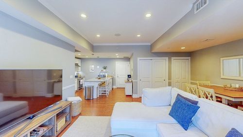 105-616 E 4th St, Boston, MA, 02127-3331 | Card Image