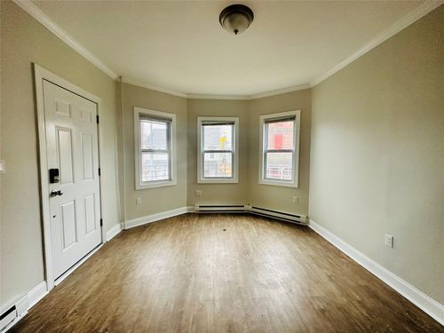 apt-3-151 Cannon St, Poughkeepsie, NY, 12601-3553 | Card Image