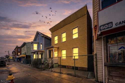 610 Main St, Paterson, NJ, 07503-3027 | Card Image