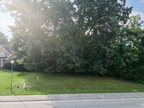 8156 River Course Dr, Radford, VA, 24141-7022 | Card Image