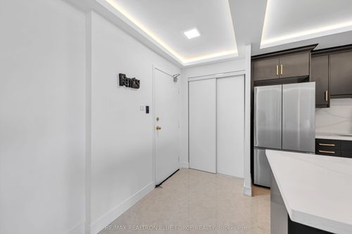 709-100 Wingarden Crt, Scarborough, ON, M1B2P4 | Card Image