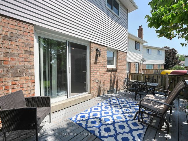 8 Stephensen Crt, House other with 4 bedrooms, 3 bathrooms and 2 parking in Brampton ON | Image 48