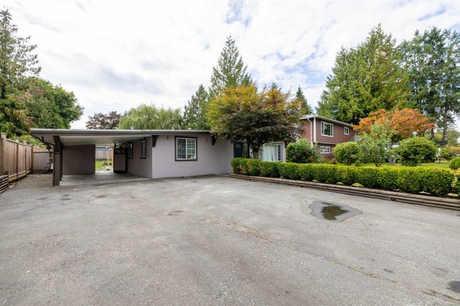 22950 Rogers Avenue, House other with 4 bedrooms, 2 bathrooms and 6 parking in Maple Ridge BC | Image 3