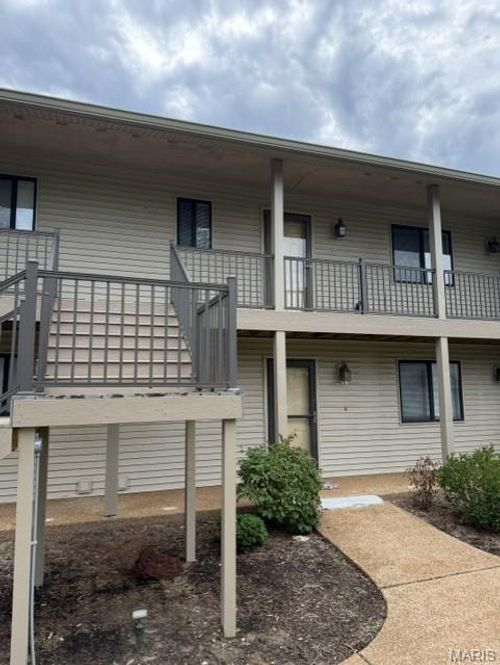 287 Eagle Rdg, O Fallon, IL, 62269-1928 | Card Image