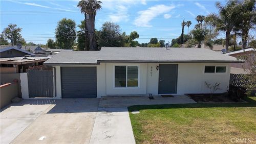 8401 Tampa Ave, Northridge, CA, 91324-4257 | Card Image