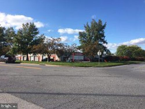 unit-13-150 Airport Dr, WESTMINSTER, MD, 21157-3031 | Card Image