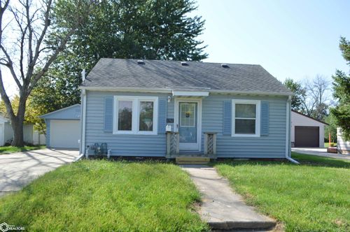 1702 N Hampshire Ave, Mason City, IA, 50401-1339 | Card Image