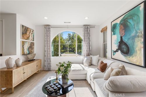 72 Parkwood, Irvine, CA, 92620-7351 | Card Image