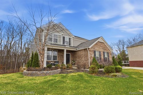 30253 Macintosh Ln, New Hudson, MI, 48165-8909 | Card Image