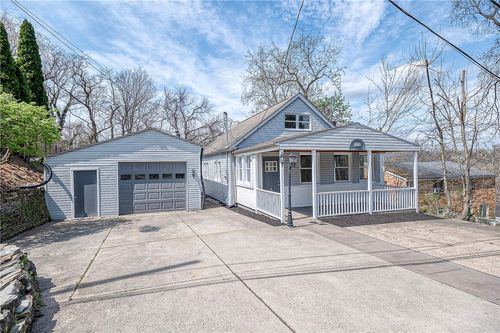 928 5th St, Verona, PA, 15147-2121 | Card Image
