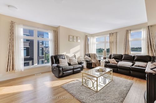 2632 Castlegate Cross, Pickering, ON, L1X0H8 | Card Image