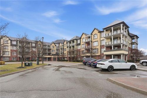 226-3060 Rotary Way, Burlington, ON, L7M0G9 | Card Image