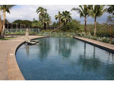 5202 - 1367 S Kihei Rd, Condo with 2 bedrooms, 2 bathrooms and null parking in Kihei HI | Image 1