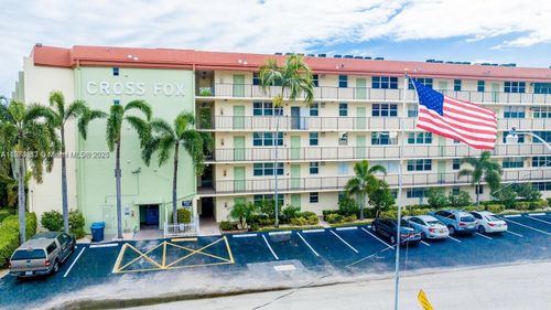 422c-5300 Ne 24th Ter, Fort Lauderdale, FL, 33308-3910 | Card Image