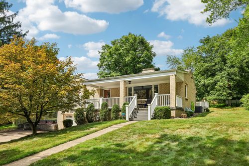 326 Church Rd, Bethel Park, PA, 15102-1676 | Card Image