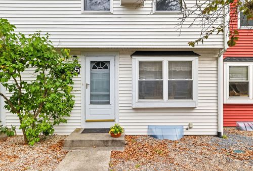 55 Pine Valley Dr, Falmouth, MA, 02540-2923 | Card Image
