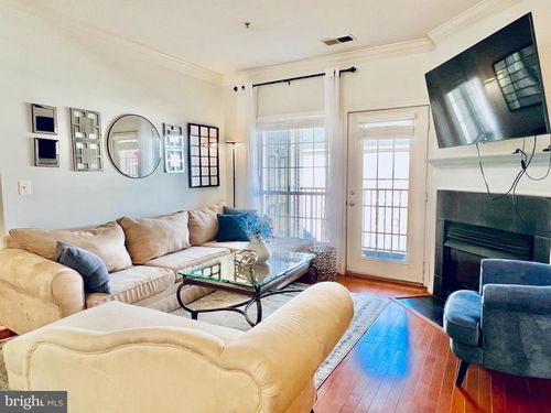 unit-484-4860 Eisenhower Ave, ALEXANDRIA, VA, 22304-7349 | Card Image