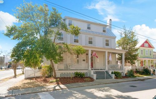501 New St, New Bern, NC, 28560-4819 | Card Image