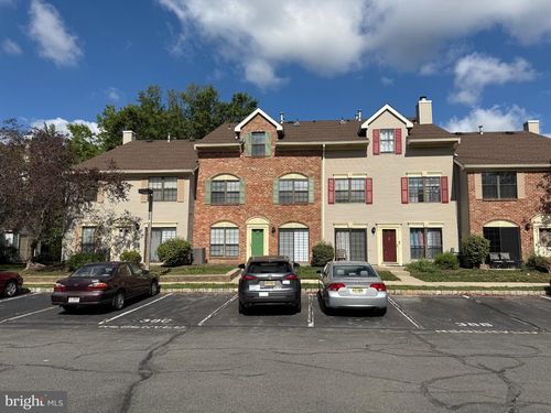 83 Drewes Ct, LAWRENCEVILLE, NJ, 08648-2626 | Card Image