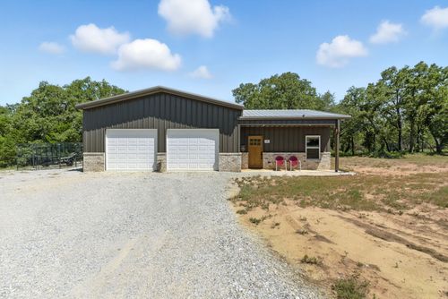 370 Rolling Bend Rd, Alvord, TX, 76225-2001 | Card Image