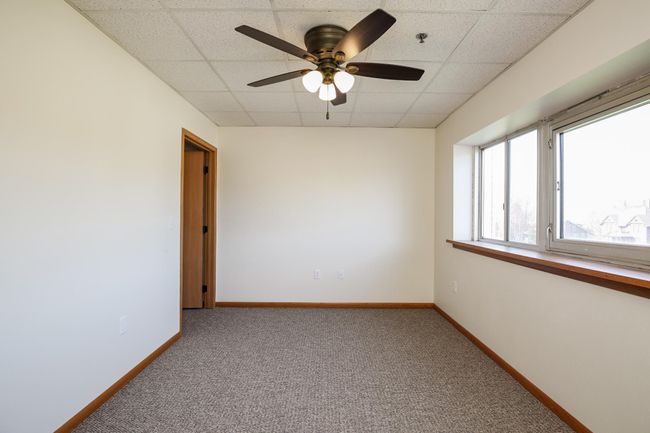 Unit 3 bedroom | Image 25