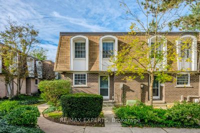 6 - 383 Edinburgh Rd S, Condo with 3 bedrooms, 2 bathrooms and 1 parking in Guelph ON | Image 1