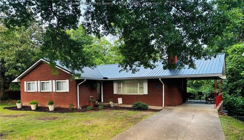 902 Wilkie Dr, Charleston, WV, 25314-1006 | Card Image