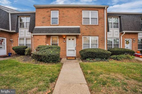 2034 Harbour Dr, PALMYRA, NJ, 08065-1118 | Card Image