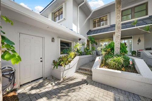 c-1661 Watermark Cir Ne, ST PETERSBURG, FL, 33702-7068 | Card Image