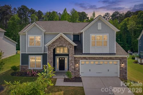 7202 Glenroe Dr, Huntersville, NC, 28078-0158 | Card Image