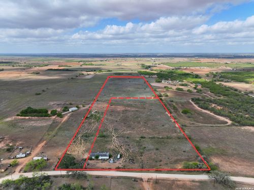 2612 County Road 232, Floresville, TX, 78114 | Card Image