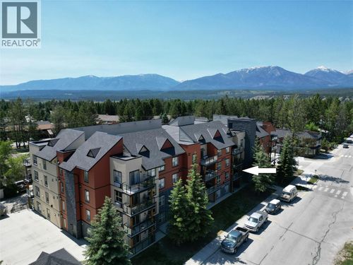 205-4874 Stanley St, Radium Hot Springs, BC, V0A1M0 | Card Image