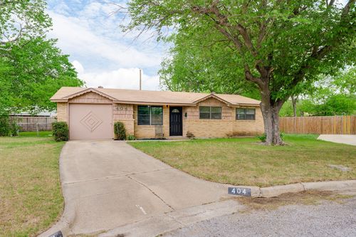 404 Southern Ct, Saginaw, TX, 76179-1923 | Card Image