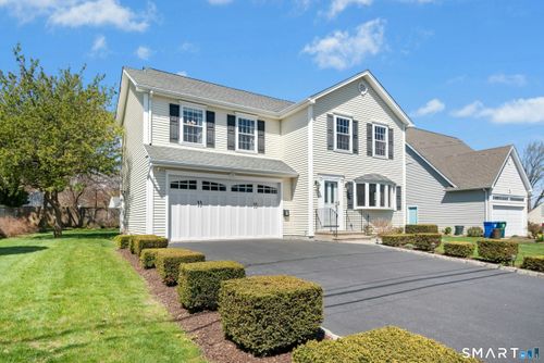 235 Laurel St, Stratford, CT, 06615-7619 | Card Image