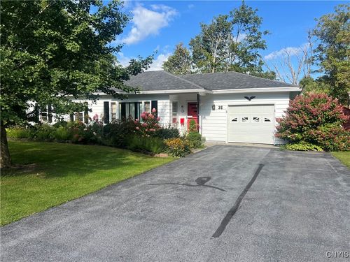 35 Grove St, Adams, NY, 13605-1203 | Card Image